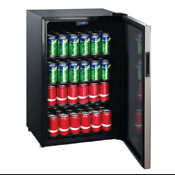 Galanz 4 5 Cu Ft Mini Beverage Fridge 152 Can Beer And Soda Cooler