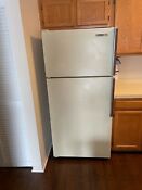 Refrigerator Whitewestinghouse Large 66 75 Tall 31 Wide 27 5 Deep